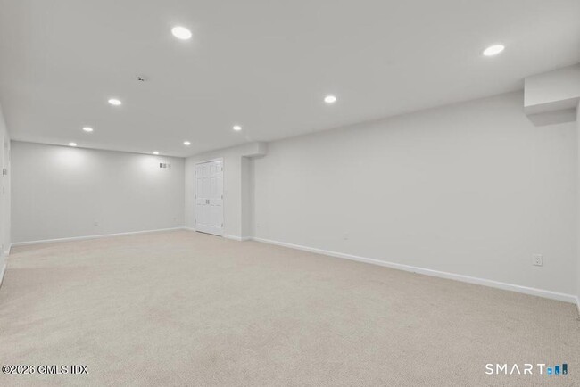 Building Photo - 2 Choctaw Ln