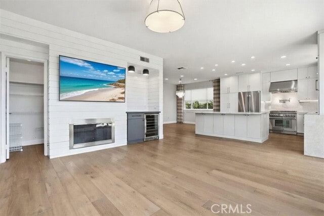 Building Photo - 35 Sunny Slope