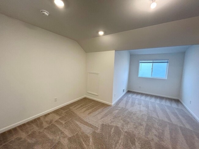 Building Photo - 2776 Bristol Rdg Dr