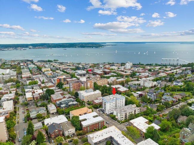 Building Photo - Plaza Royale Condominiums ~ Seattle