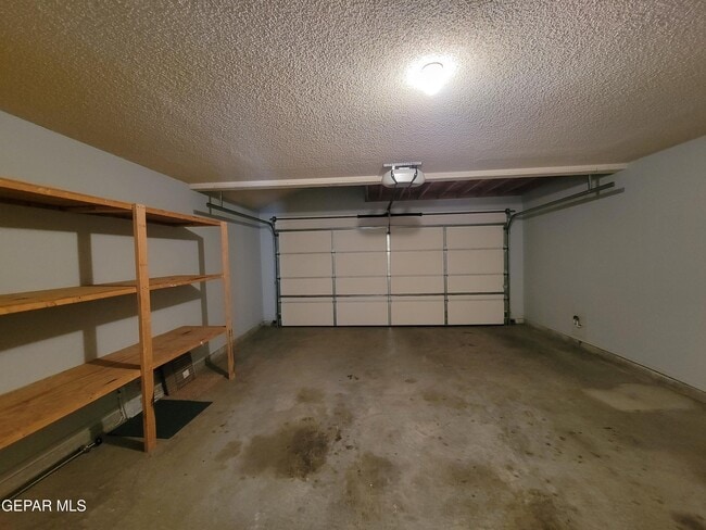 Building Photo - 7225 Tierra Taos Dr