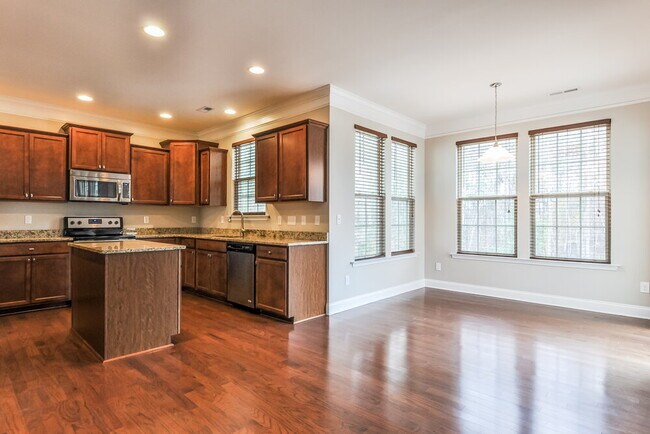 Building Photo - 180 Davelyn Ct