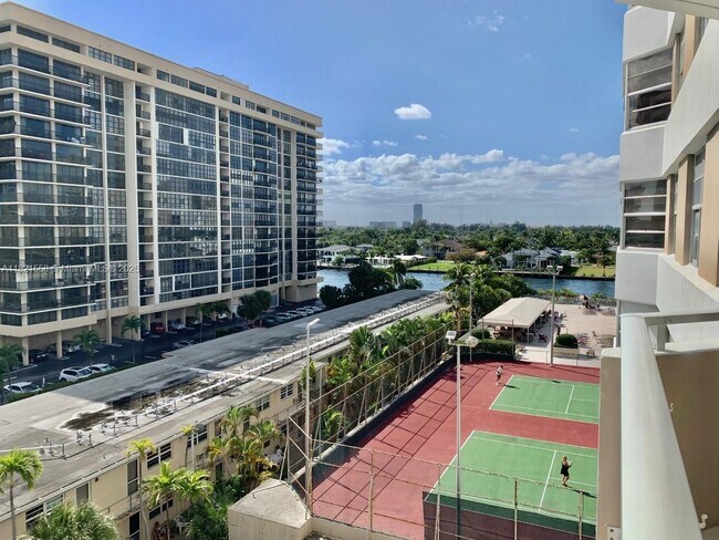Building Photo - 1985 S Ocean Dr