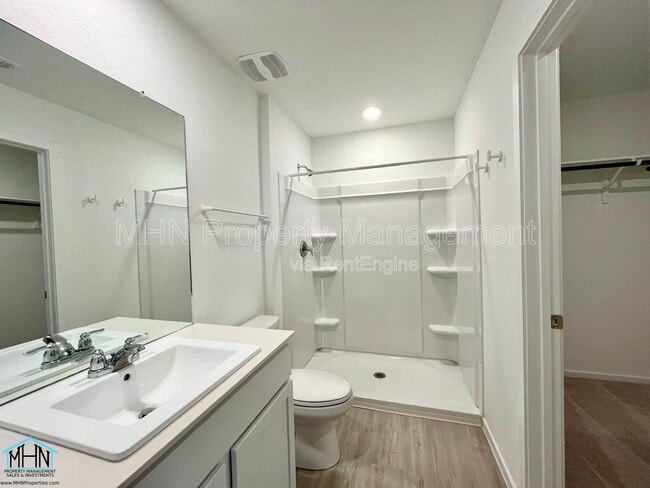 Building Photo - 12931 Kathleen St