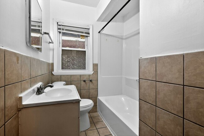 Building Photo - 16171 Cheyenne St