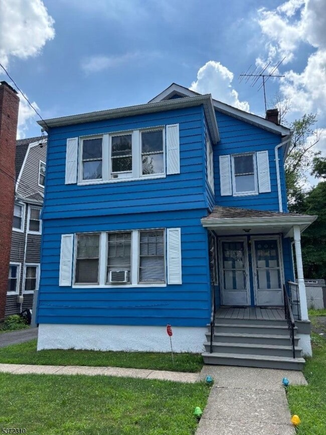 Primary Photo - 26 Elmwood Ave
