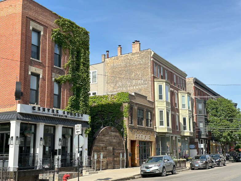Restaurants and Retail around the corner - 2217 N Magnolia Ave