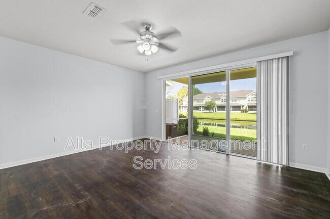Building Photo - 6881 Woody Vine Dr