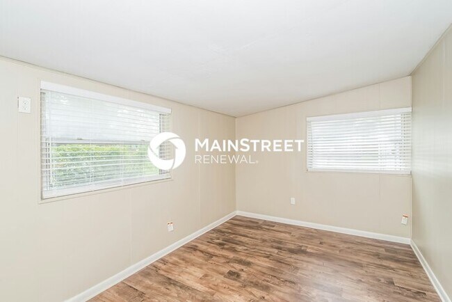 Building Photo - 3 Bedroom Pet-Friendly Home in Jacksonvill...