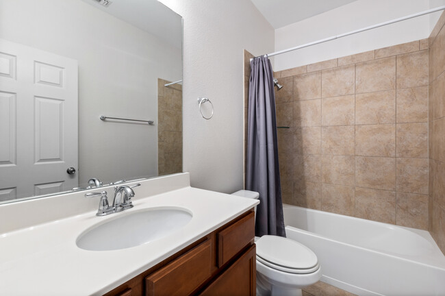 Building Photo - 503 Parkfield Ln