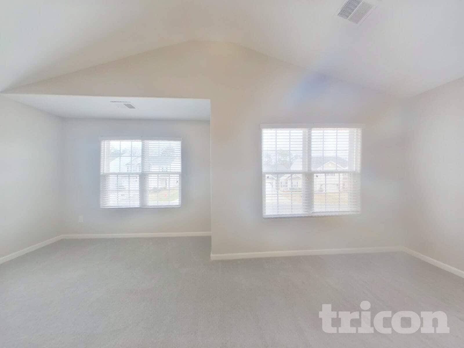 Building Photo - 1332 Waylon Ave