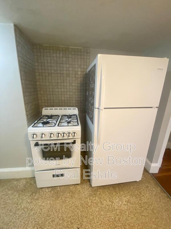 Building Photo - 95 Orange St