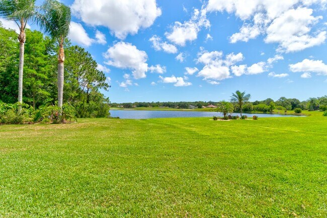 Building Photo - 128 Centennial Park Dr