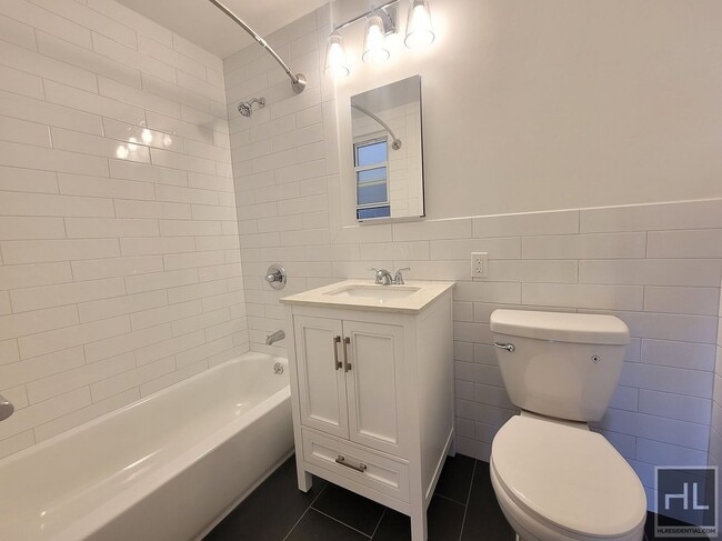 Building Photo - Newly Renovated Home BOOTH MEMORIAL AVE