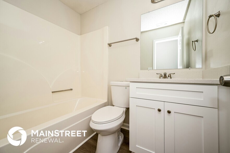 Building Photo - 6600 Browns Mill Ferry Dr