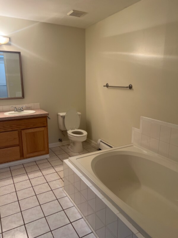 Building Photo - 8147 S Summit Dr