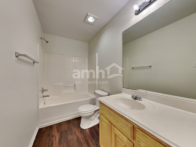 Building Photo - 150 Adams Dr