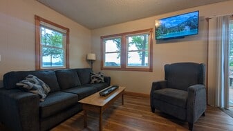 Building Photo - 1321 S Darling Dr NW