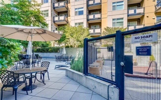 Building Photo - 5440 Leary Ave NW