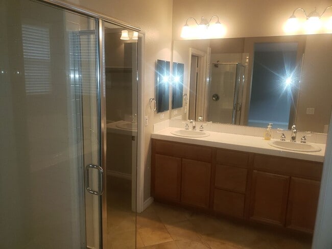 Building Photo - Harveston - 1 Story, 3 BR, 3 BA + Office/Den