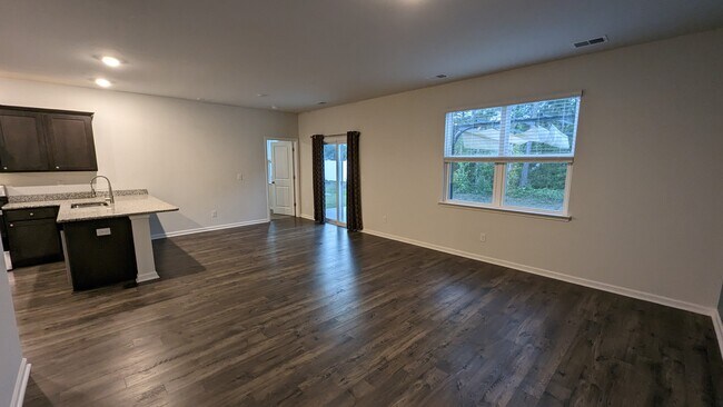 Building Photo - 280 Forestbrook Cove Cir