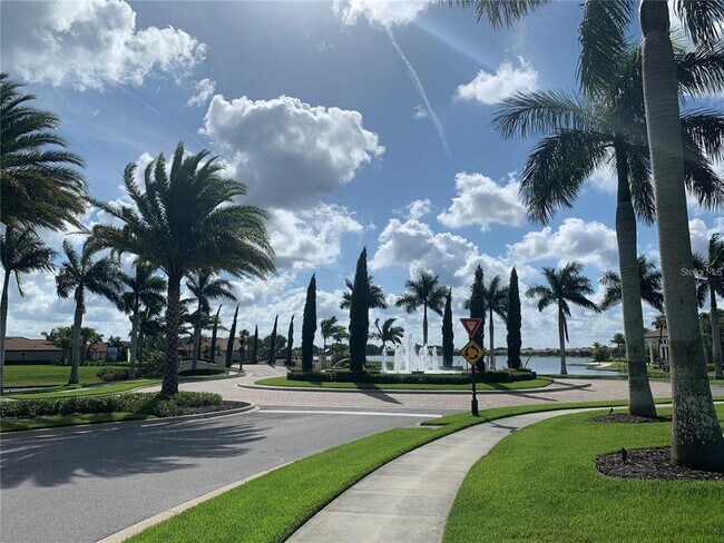 Building Photo - 255 Maraviya Blvd