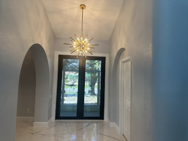 Building Photo - Gulf Cove Community