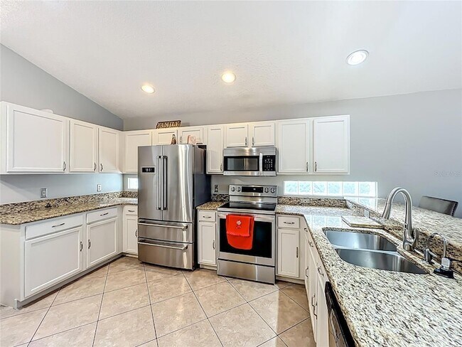 Building Photo - 14826 Lady Victoria Blvd