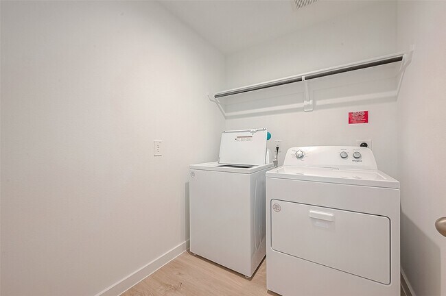 Building Photo - 1210 Via Del Corso Ln