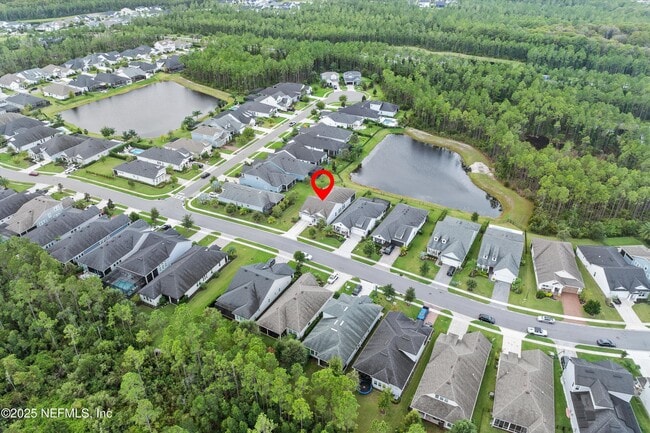 Building Photo - 185 Constitution Dr