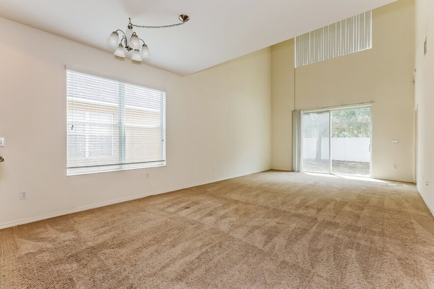 Building Photo - 8309 Deerland Bluff Ln