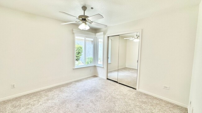 Building Photo - Beautifully Updated Single-Story Home in t...