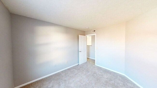 Building Photo - 5359 Cypress Chase