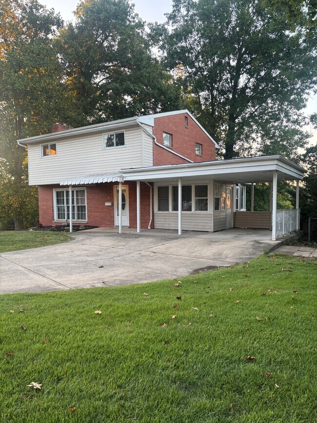 Building Photo - 4 Greenwell Ct