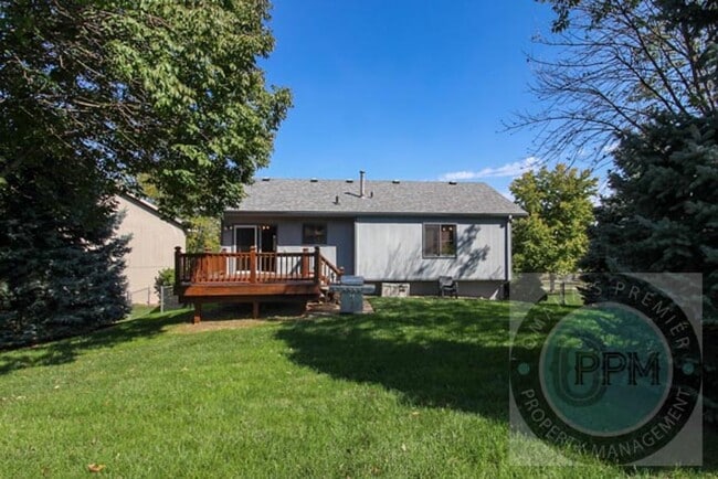 Building Photo - $500.00 off the Deposit Cul-de-Sac Comfort...