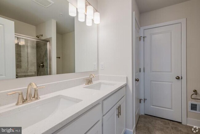 Building Photo - 1801 Guilford Ave