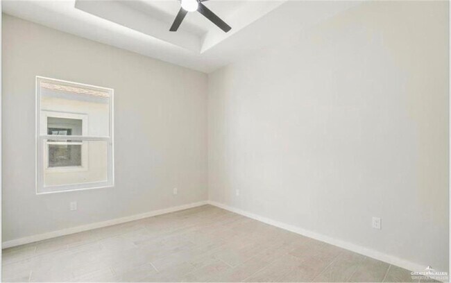 Building Photo - 11500 N 25th Ln
