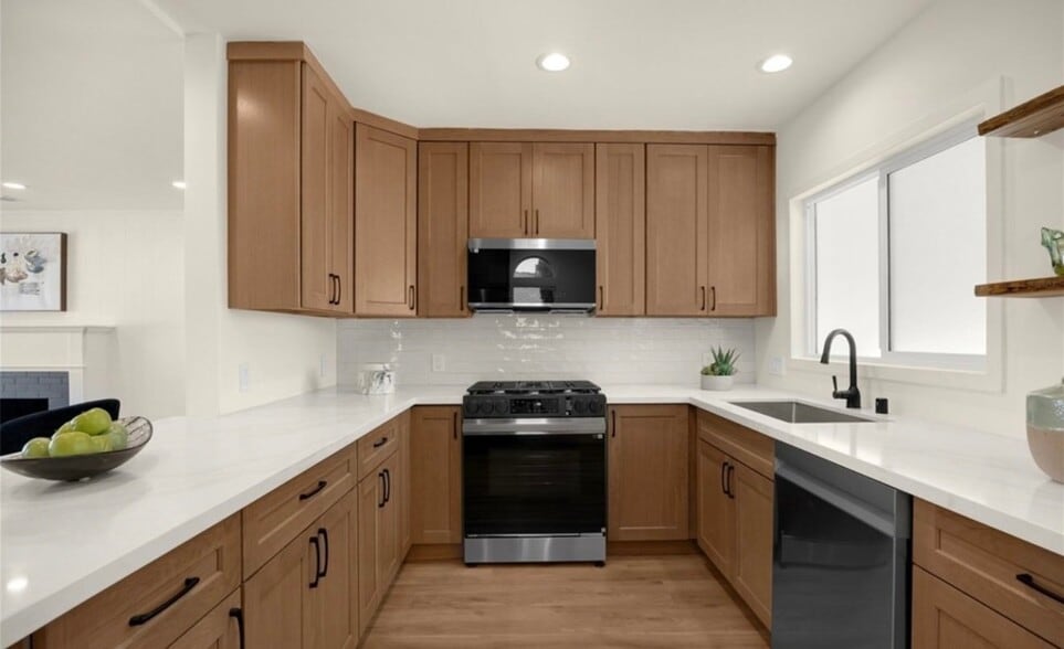 Building Photo - 15788 Cobalt St