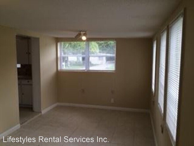 Building Photo - 4 br, 2 bath House - 7042 Rollo Rd