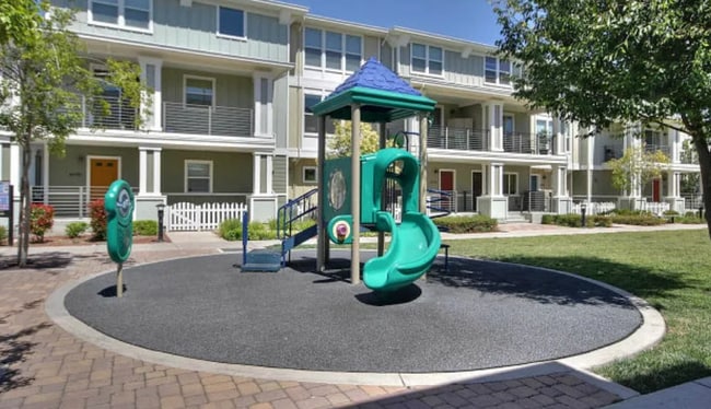 Building Photo - 40916 Gramercy Terrace