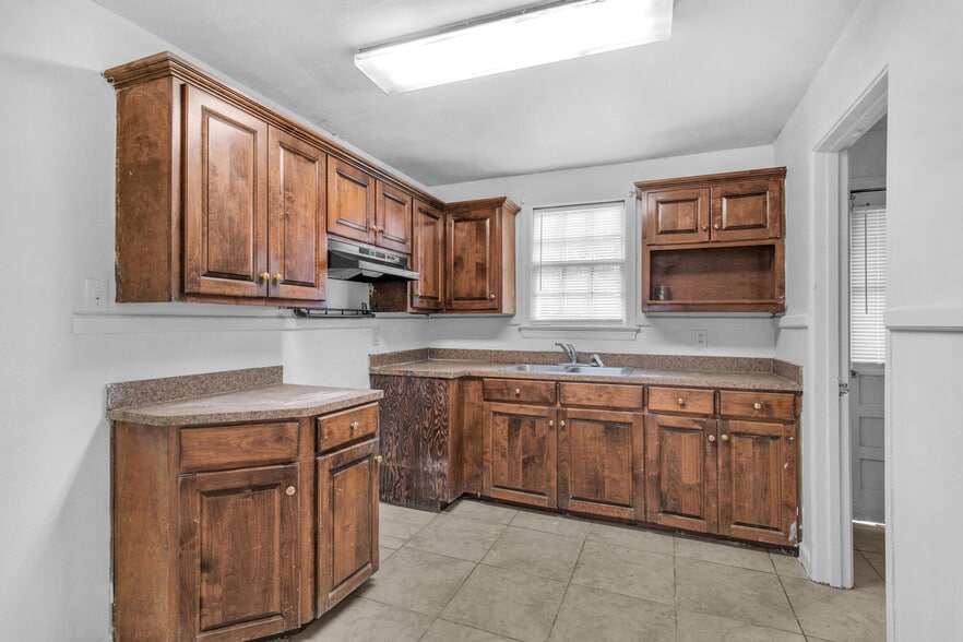 Building Photo - 1712 Perch Dr