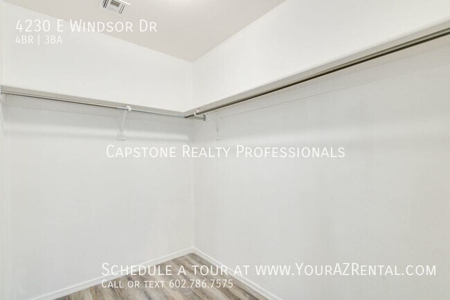Building Photo - 4230 E Windsor Dr