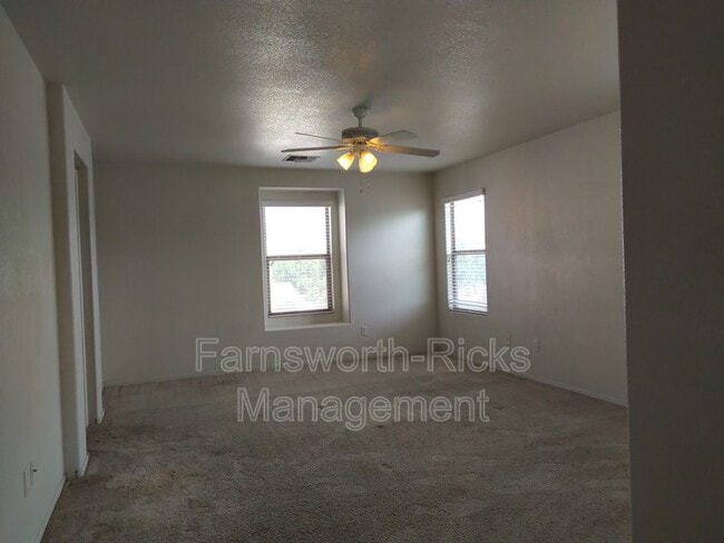 Building Photo - 3890 E Jasper Dr