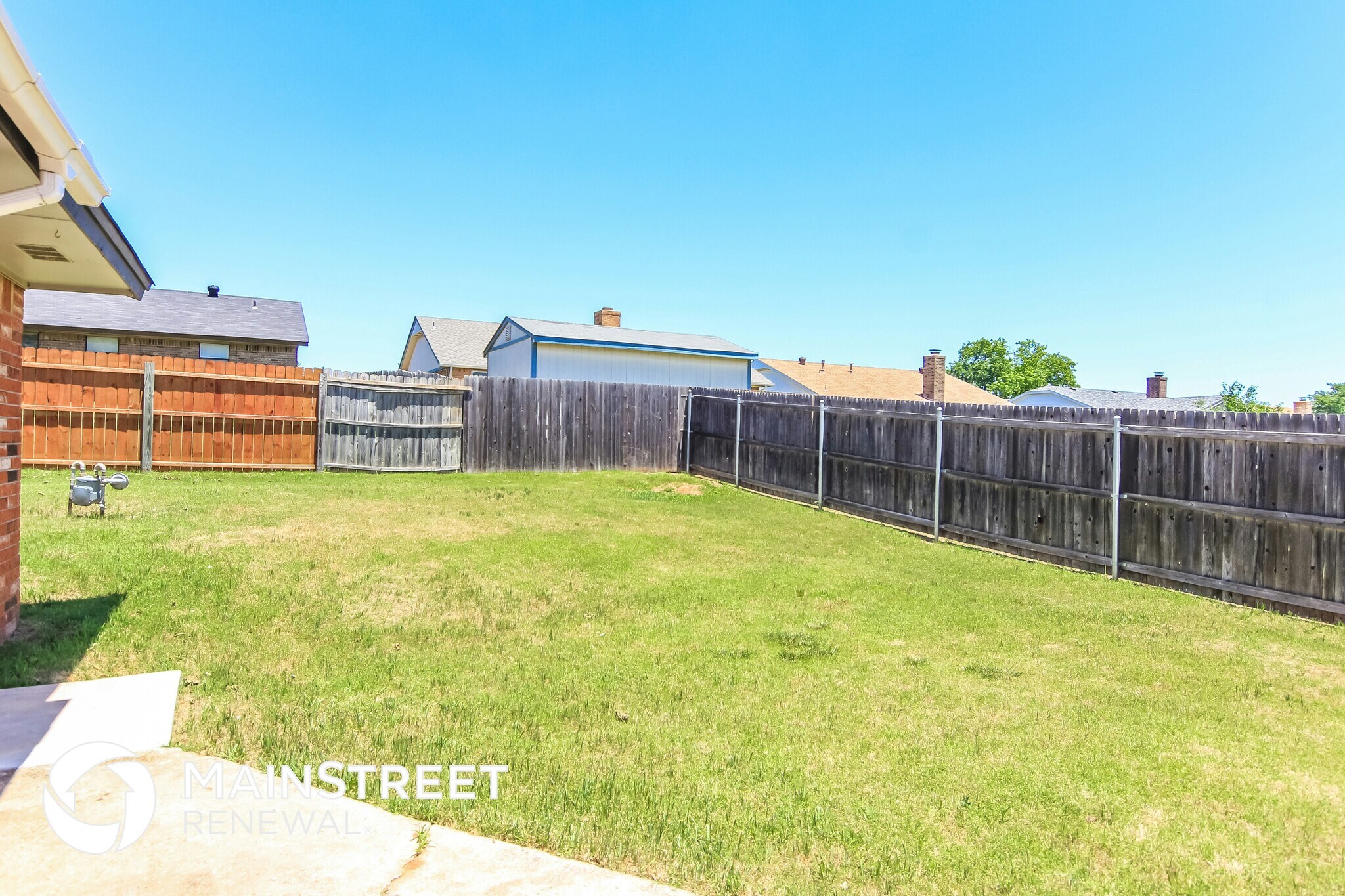 Building Photo - 1721 SE 8th St