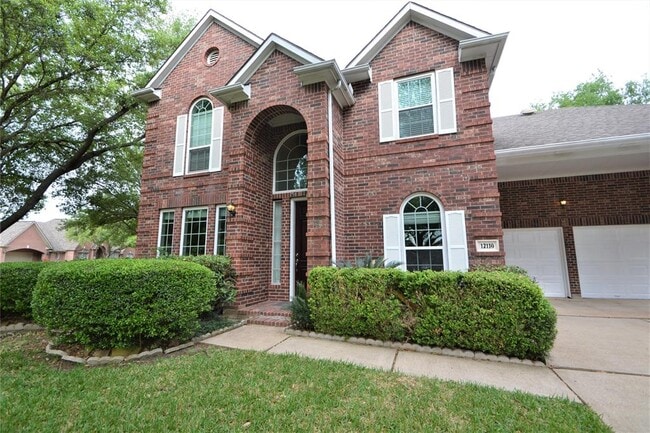 Building Photo - 12110 Laurel Ct