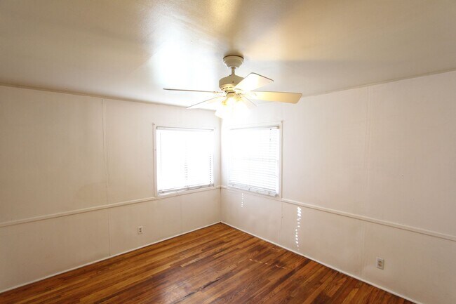 Building Photo - 1-Bedroom on Flagstaff’s Eastside | Single-Level Living