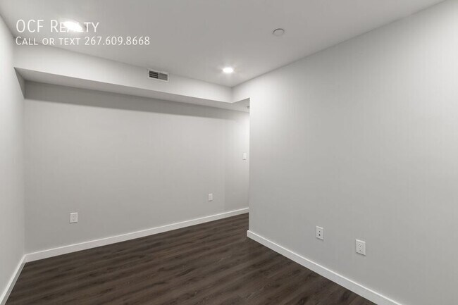 Building Photo - 747 N 20th St