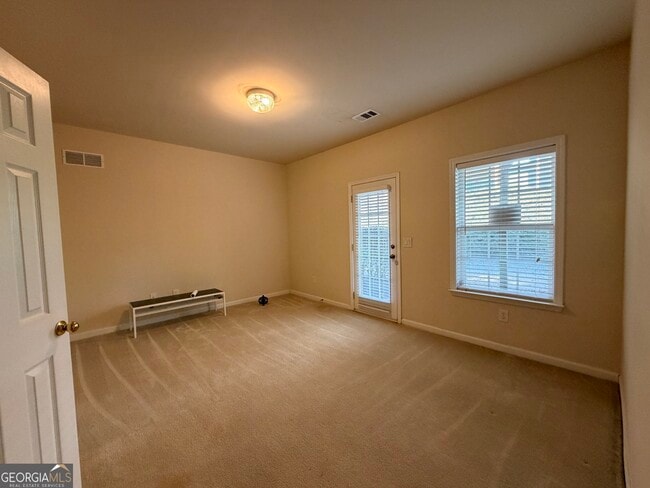 Building Photo - 6115 Deluna Way