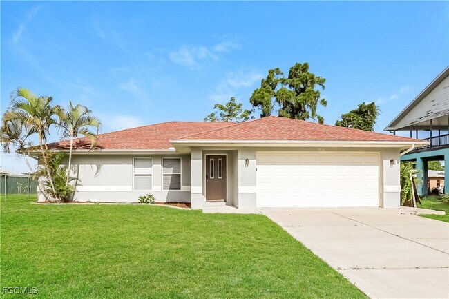 Primary Photo - 5840 Regent Rd