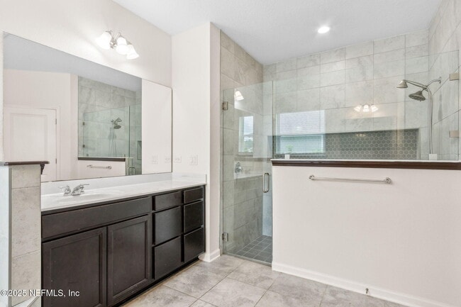 Building Photo - 95126 Gladiolus Pl